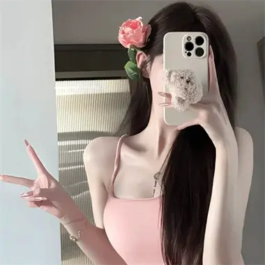 2025新番《蕾卡乃華麗且我的女王》全集高清播放 - 无删减完整版在线观看 - 手机电脑免费看