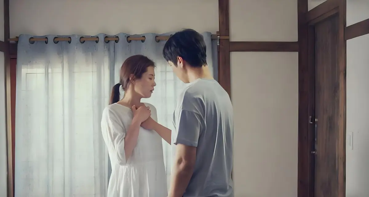 出轨韩国伦理片《出轨》1080P高清完整版-全集免费在线观看无广告-未删减中字资源流畅播放