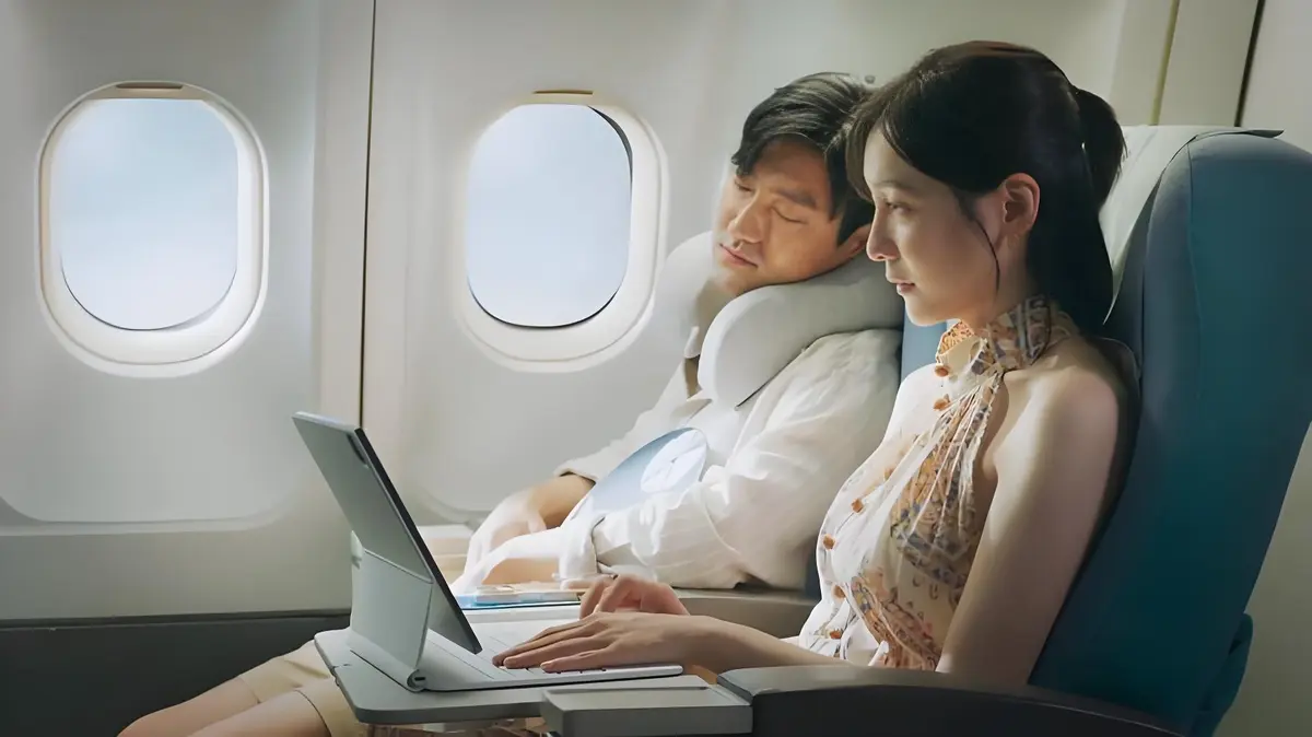 韩国电影《Flight to Paradise/极乐飞行》无删减全集在线看-极乐飞行HD高清完整版抢先观看-免费播放无广告中字资源