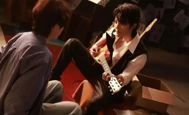 弦上光年双男主短剧免费观看-《弦上光年》高清在线全集无删减_2025最新短剧HD中字_弦上光年全季完整版