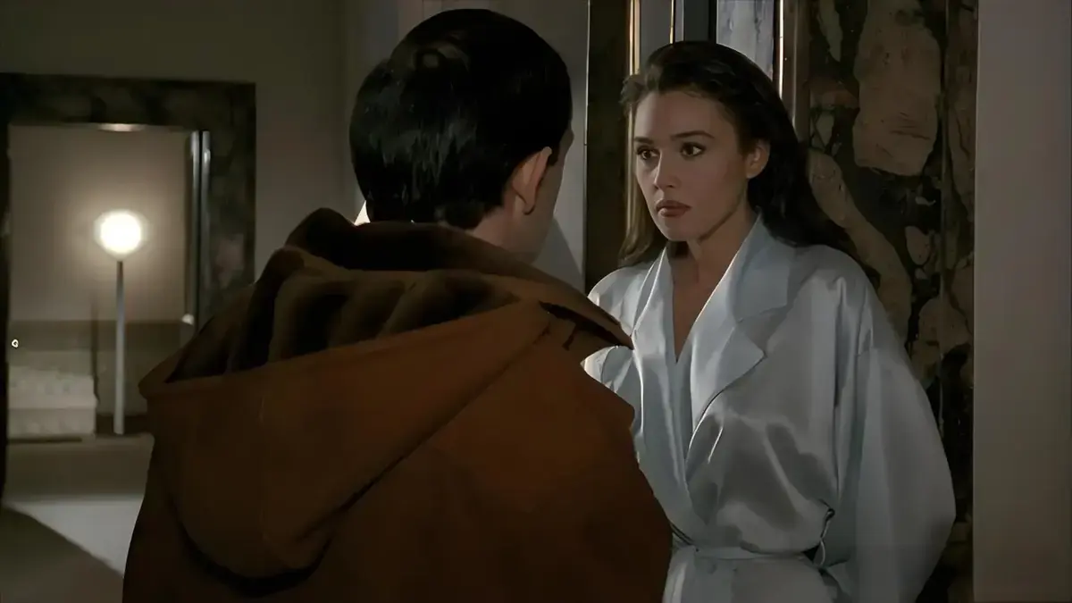 450万彩票雇女友《爱我几何》法国爱情片-莫妮卡·贝鲁奇主演HD高清-迅雷下载/在线观看-真实事件改编电影资源