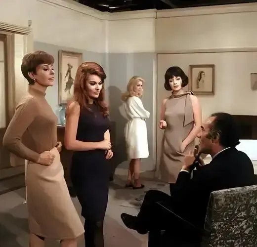 《俄罗斯女子学院》无删减全集 - 高清完整版在线观看 - 青春爱恋剧情免费资源HD画质