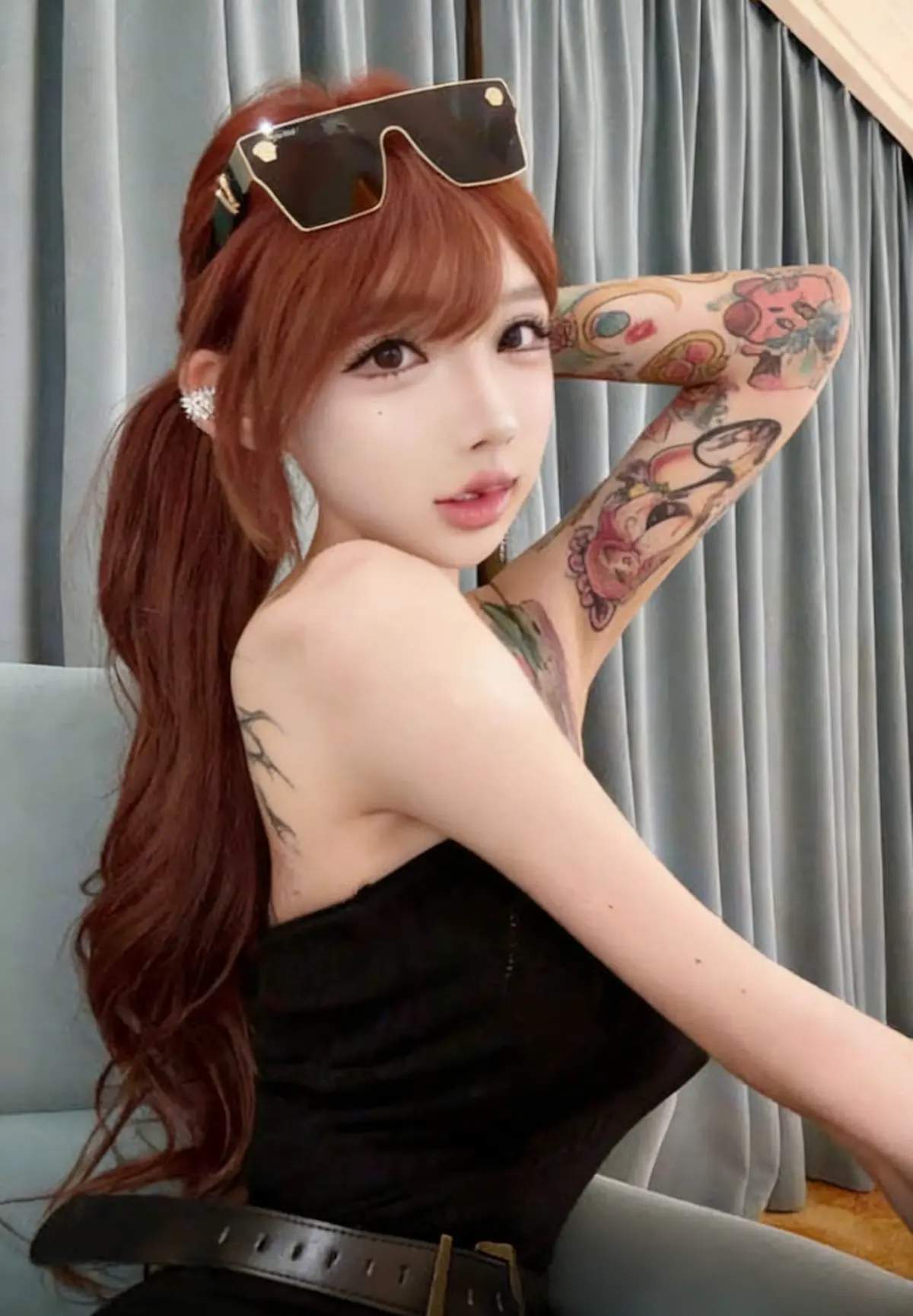 《抖音网红-mo你别哭》无删减中文版 - 视频曝光在线观看无广告 - 百度云/迅雷/夸克网盘下载