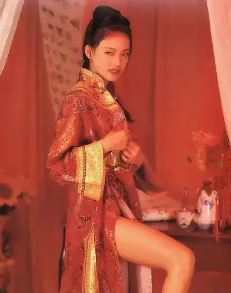《舒淇舒掰掰》绝版影像资料从旧录像带抢救修复完整上线-舒淇舒掰掰专属昵称背后是剧组对她的宠爱-看完全部素材你绝对心服口服-高清无删减在线观看