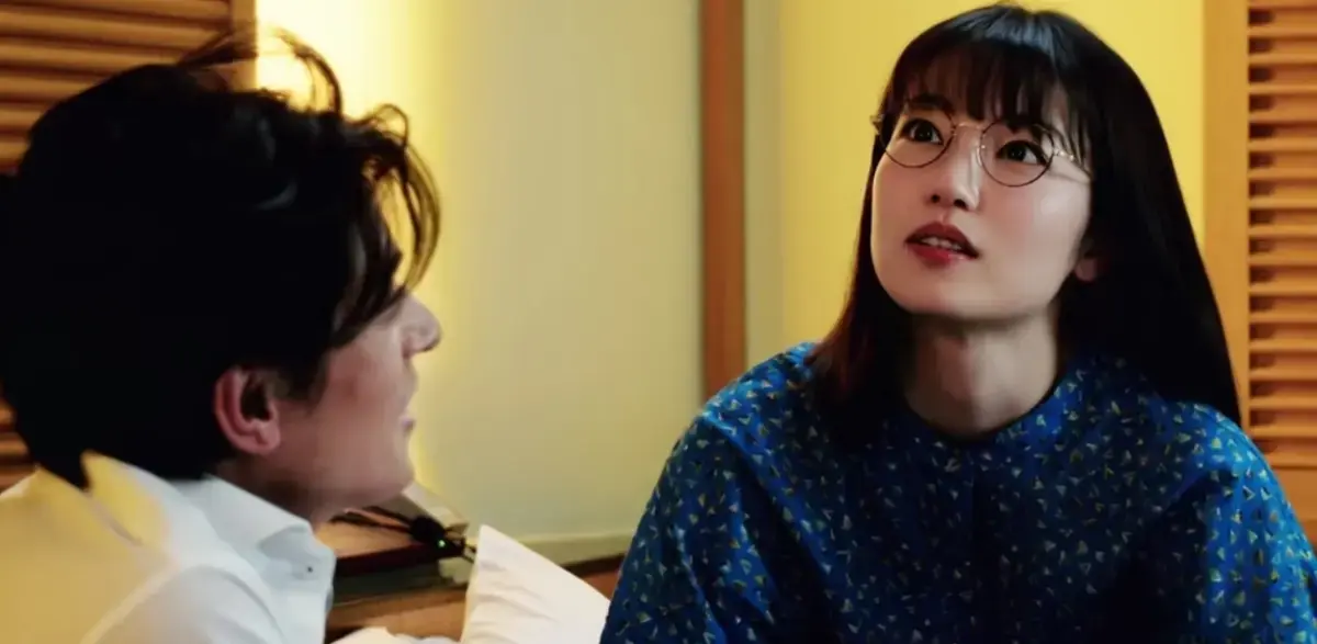 《尽管爱》完整版资源在线观看-向里祐香主演电影《尽管爱》未删减高清-免费观看HD画质中文字幕版