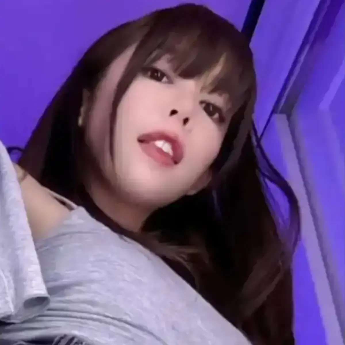《绯红小猫kittyxkum》无删减4K全集在线观看-绯红小猫高清1080P中文字幕免费看-蓝光完整版资源无水印下载
